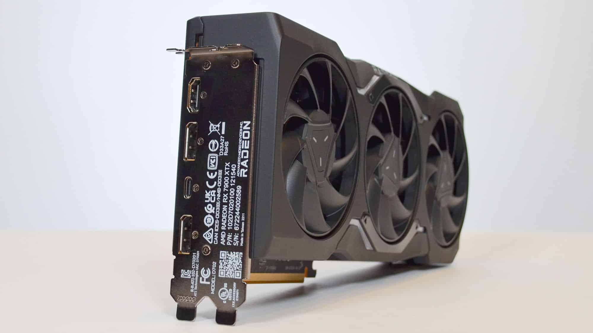 Les rapports sur les problèmes de surchauffe des GPU RX 7900 XTX pourraient constituer un gros problème pour AMD.